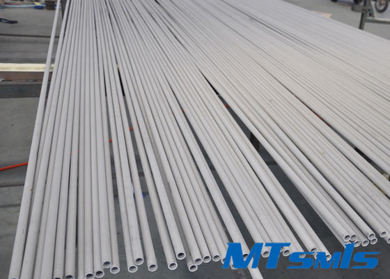 Résistance à la corrosion élevée UNS N06600 Tubes recuit lumineuses pour échangeurs de chaleur